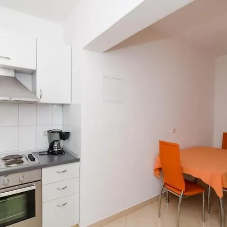 Plavac Mali- Comfort One Bedroom With Terrace And Sea View *