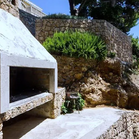 Plavac Mali- Comfort One Bedroom With Terrace And Sea View