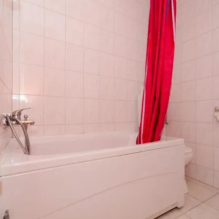 Διαμέρισμα Plavac Mali- Comfort One Bedroom With Terrace And Sea View *